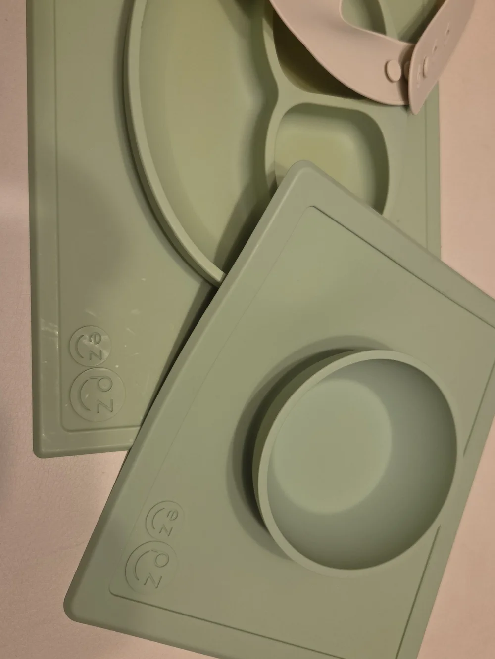 ezpz Neutral Sage Silicone Placemat and Bowl Set with Bib